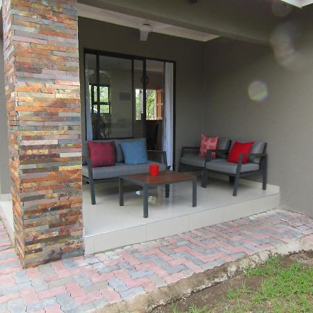 Pafuri Gate Guesthouse Mabiligwe ภายนอก รูปภาพ