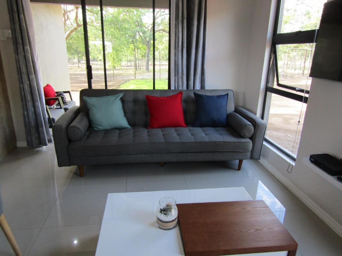 Pafuri Gate Guesthouse Mabiligwe ภายนอก รูปภาพ